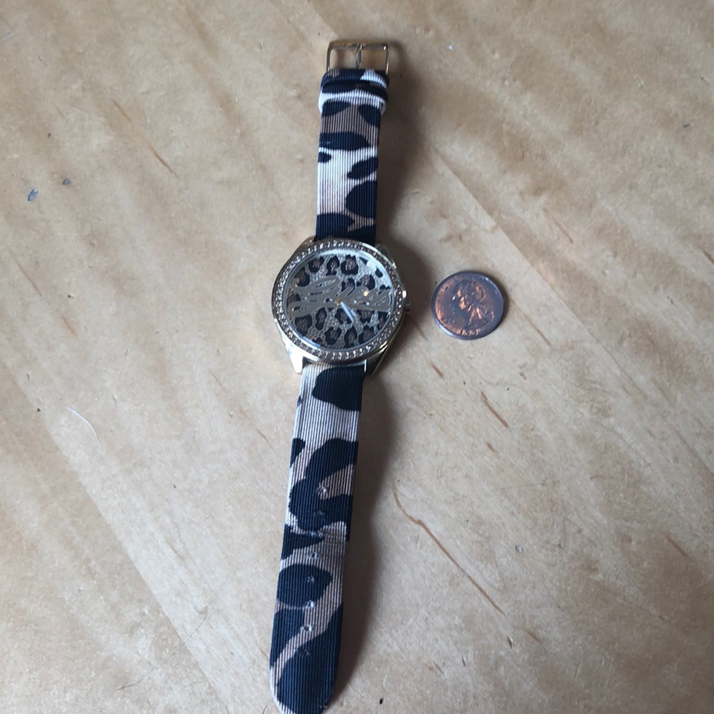 Guess Watch